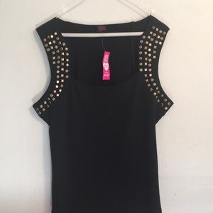 Bebe Ladies stud top NWT , L